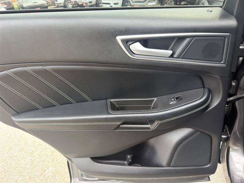 Used 2020 Ford Edge ST w/ Equipment Group 401A AWD/4WD image 19
