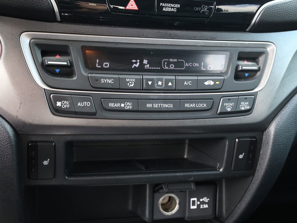 Used 2021 Honda Pilot Special Edition image 32