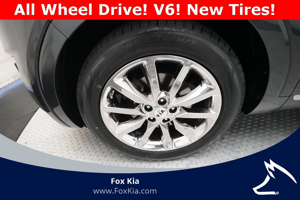 Used 2017 Kia Sorento SX image 27