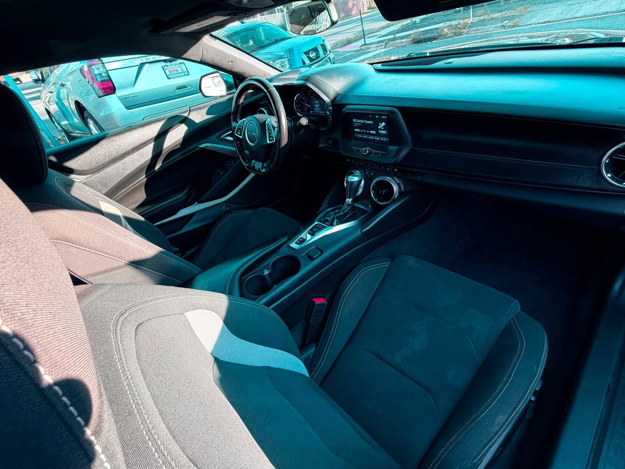 Used 2018 Chevrolet Camaro LT RWD image 20