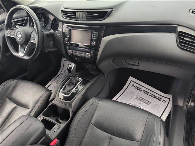 Used 2019 Nissan Rogue Sport SL w/ Premium Package FWD image 23