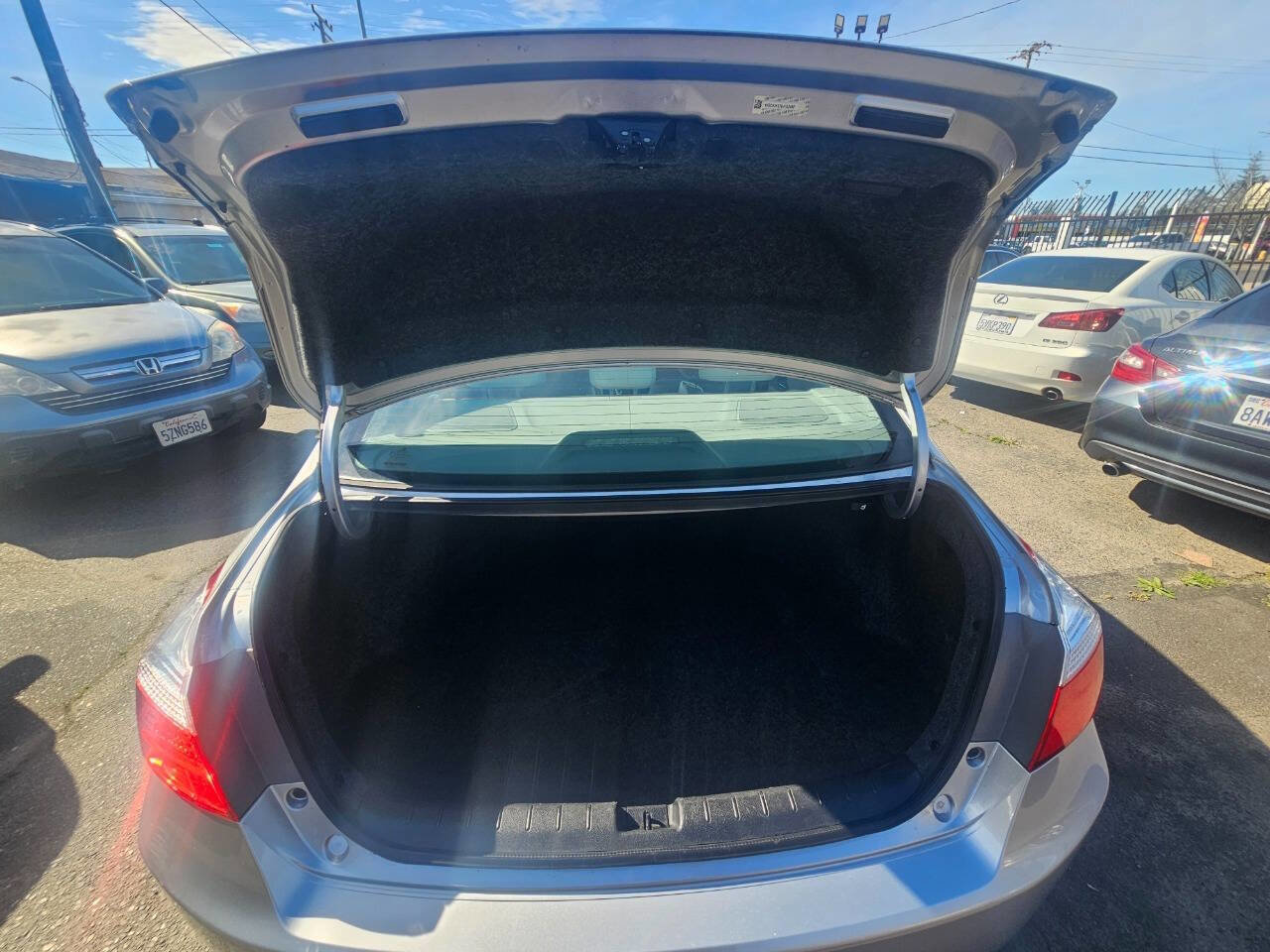 Used 2013 Honda Accord LX image 32