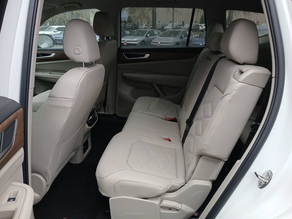 New 2026 Volkswagen Atlas SE FWD image 23