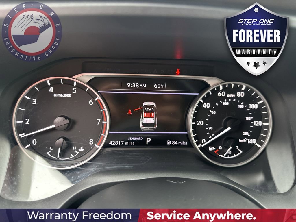 Used 2023 Nissan Rogue SV FWD image 39