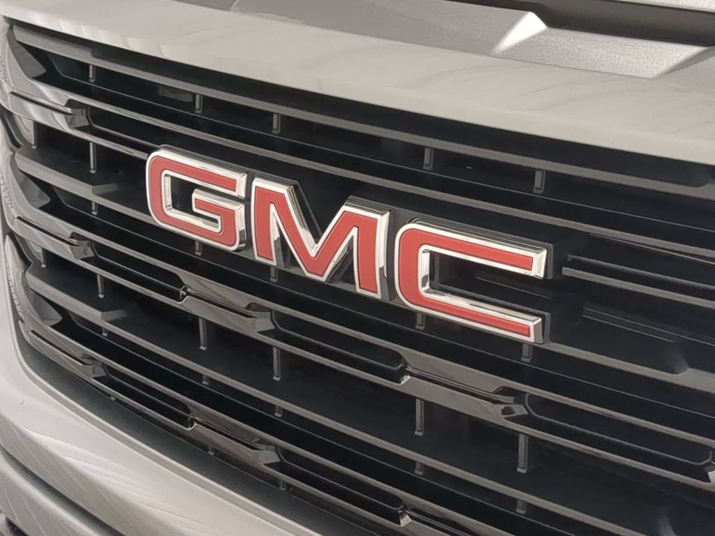 Used 2025 GMC Sierra 1500 Elevation AWD/4WD image 15