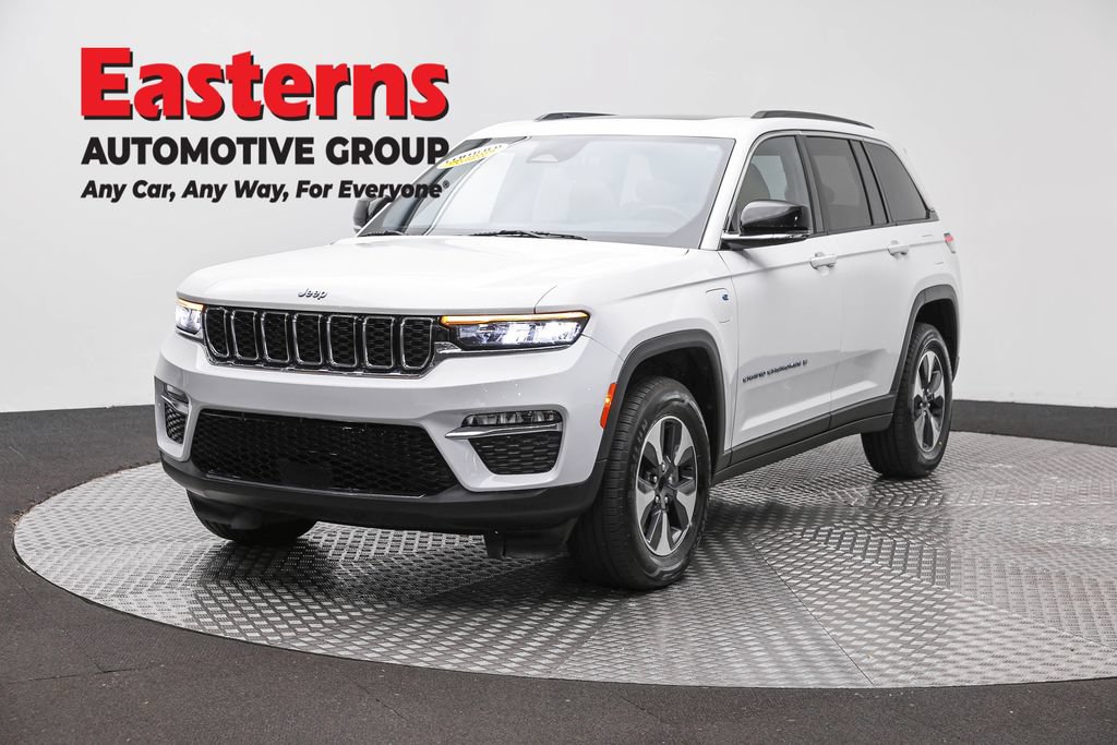 Used 2024 Jeep Grand Cherokee Limited 4xe AWD/4WD image 1