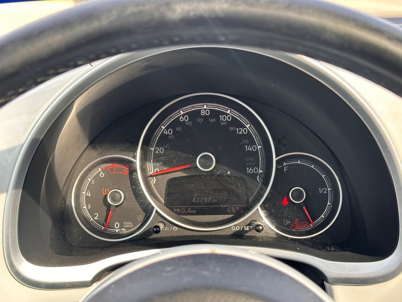 Used 2018 Volkswagen Beetle 2.0T SE image 23