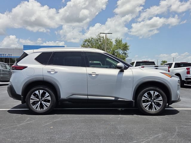 Used 2021 Nissan Rogue SV w/ Premium Package FWD image 7