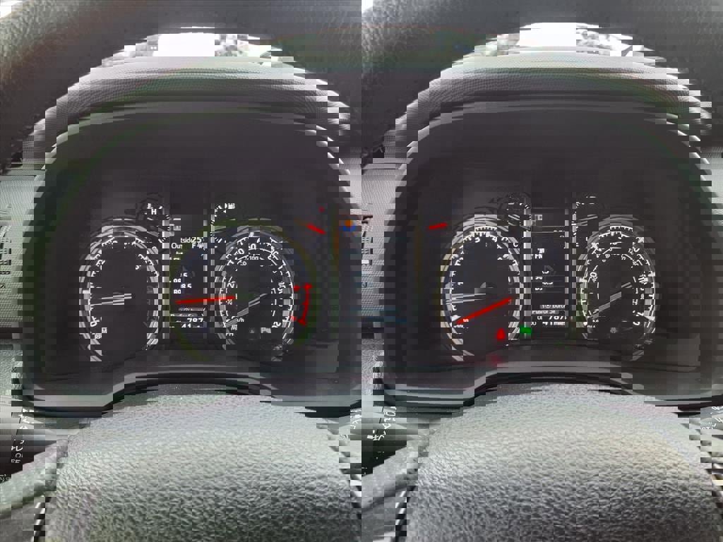 Used 2020 Toyota 4Runner 4WD image 10