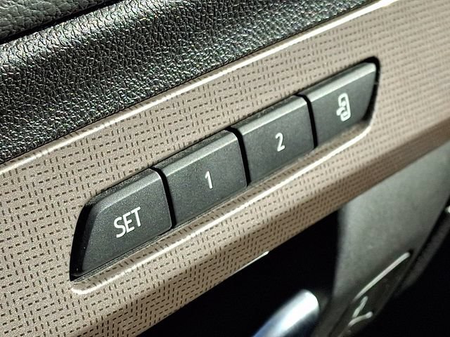 Used 2020 GMC Terrain SLT w/ Preferred Package AWD/4WD image 25