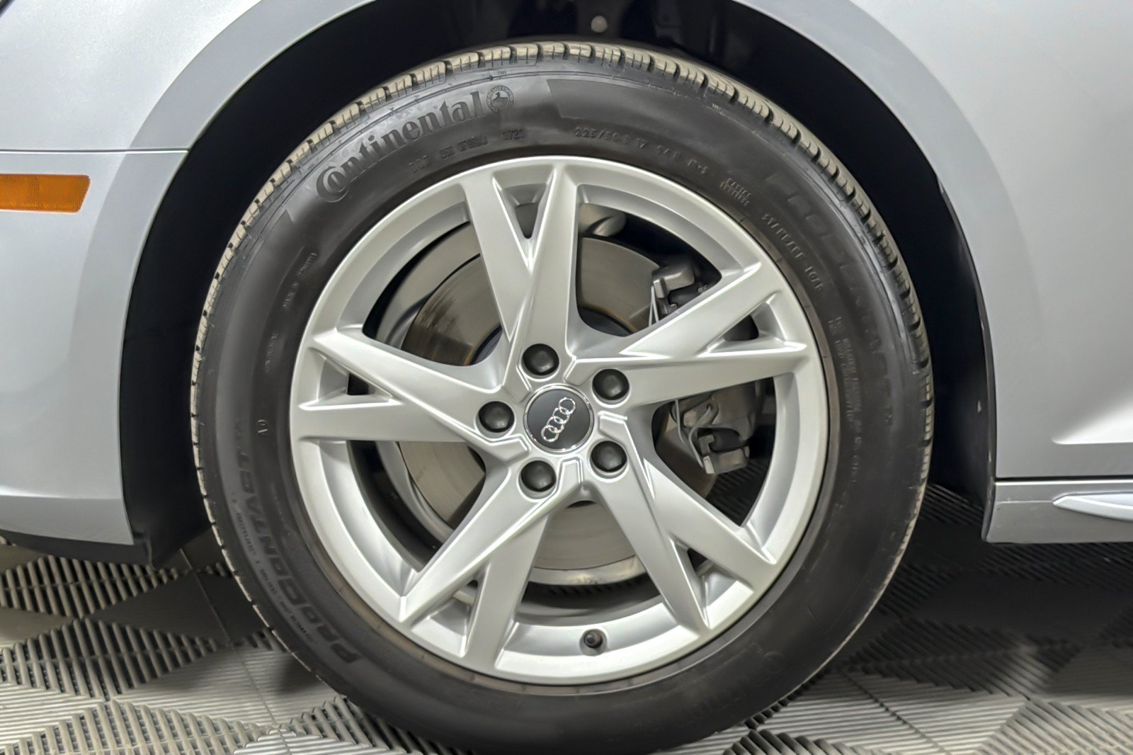 Used 2018 Audi A4 2.0T Ultra Premium FWD image 24
