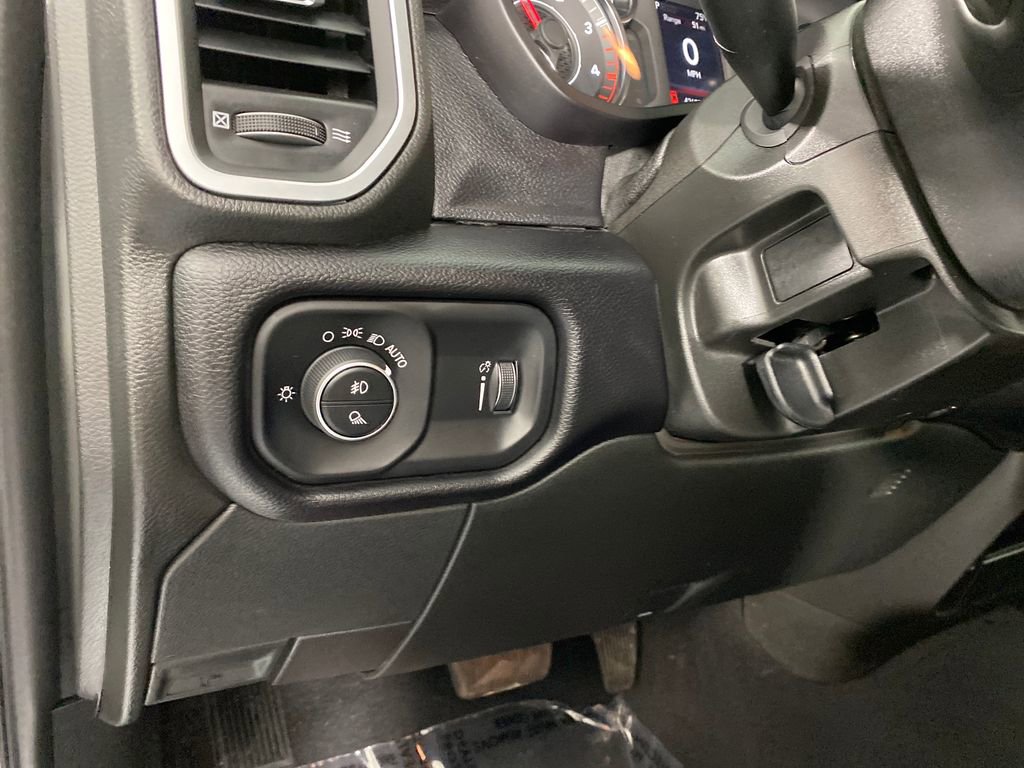 Used 2024 RAM 3500 Big Horn image 12