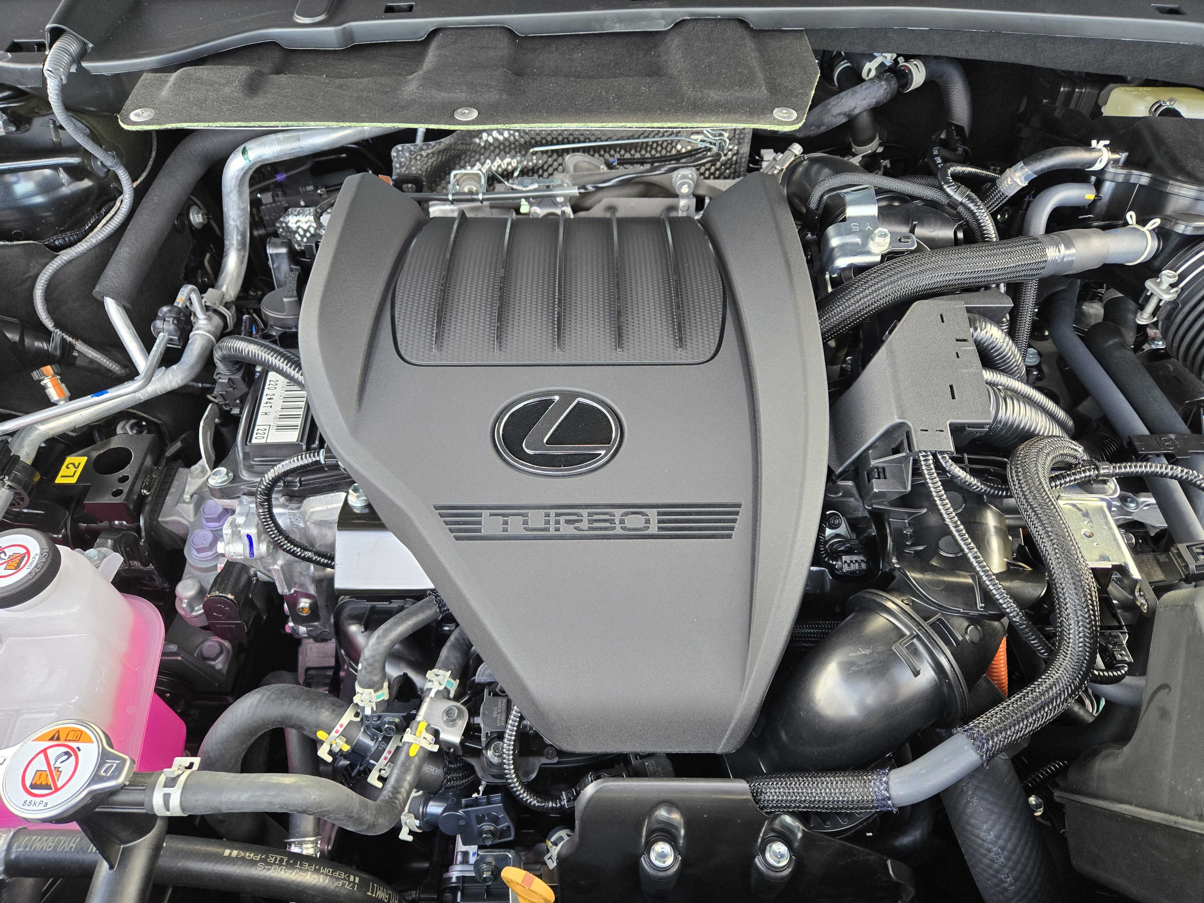 New 2026 Lexus TX 500h AWD image 21