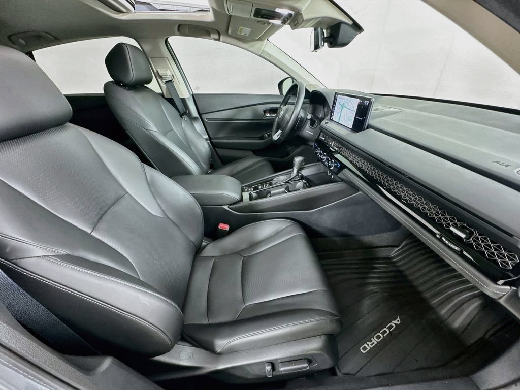 Used 2025 Honda Accord Touring image 38