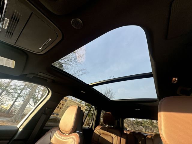 New 2026 Lincoln Aviator Reserve w/ Luxury Package AWD/4WD image 22