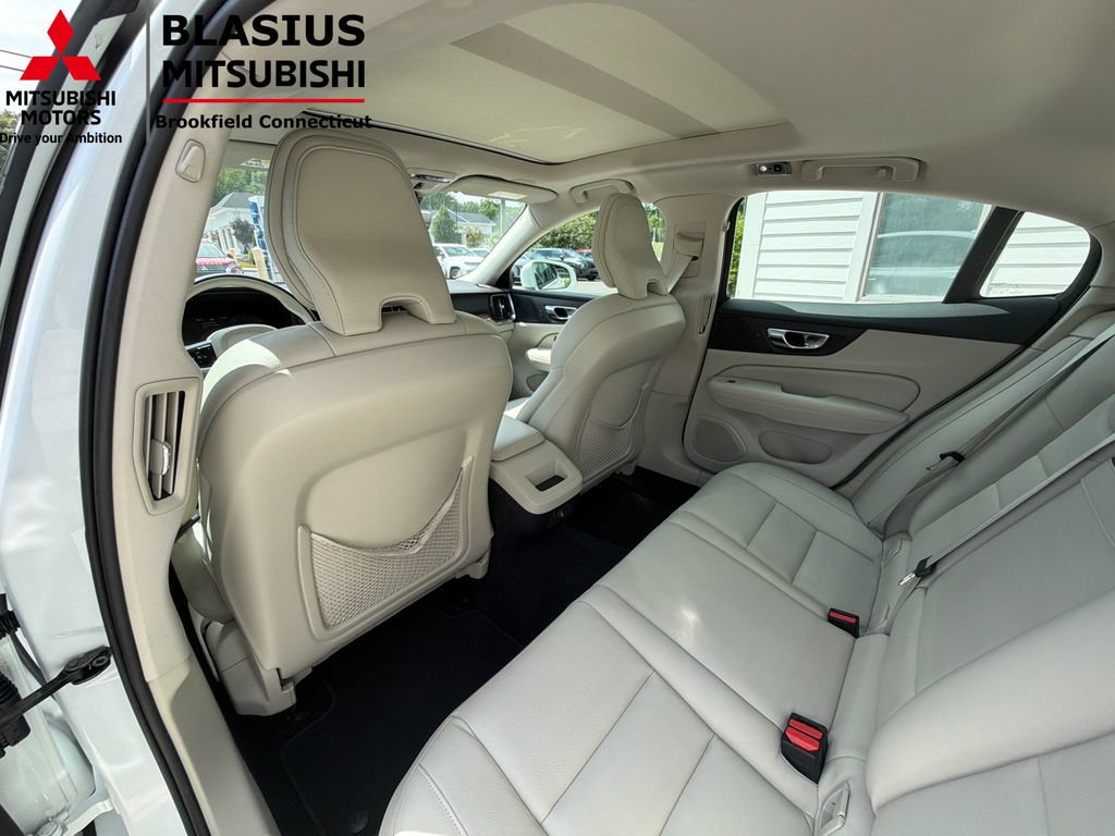 Used 2019 Volvo S60 T5 Momentum w/ Multimedia Package FWD image 47