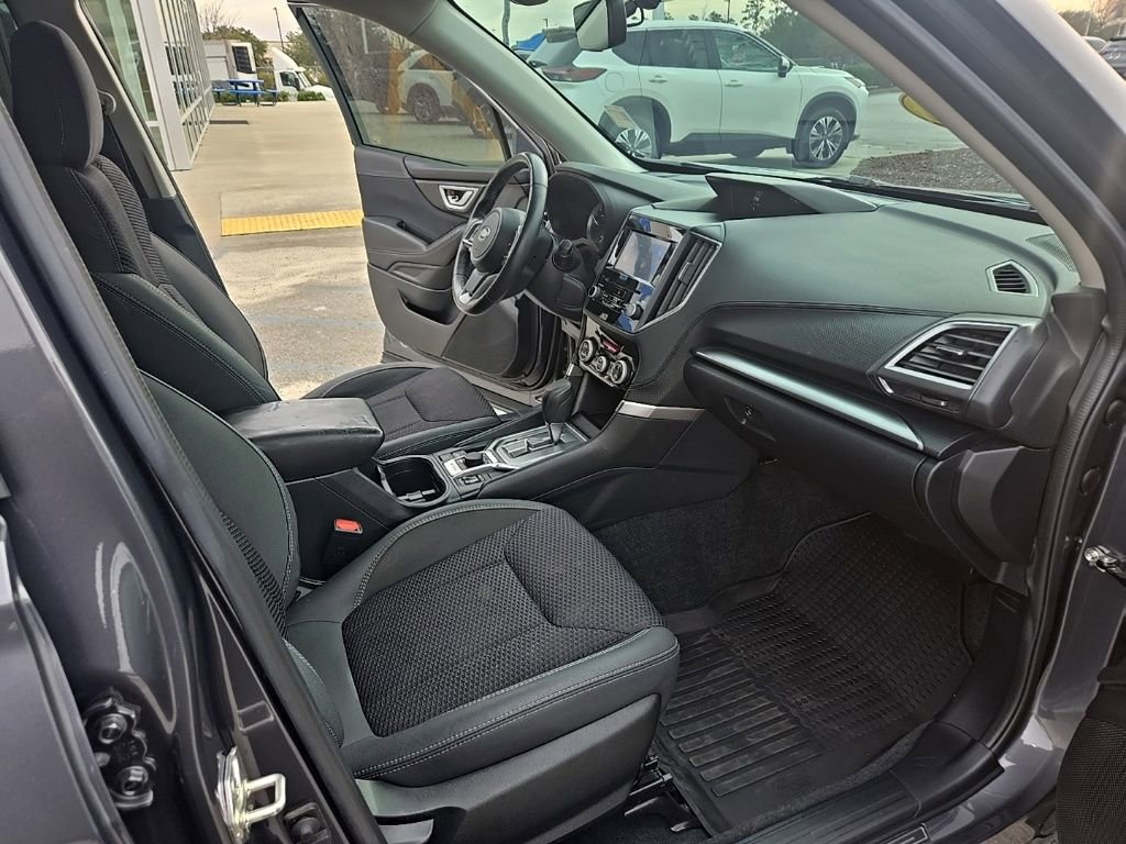 Used 2021 Subaru Forester Premium image 37