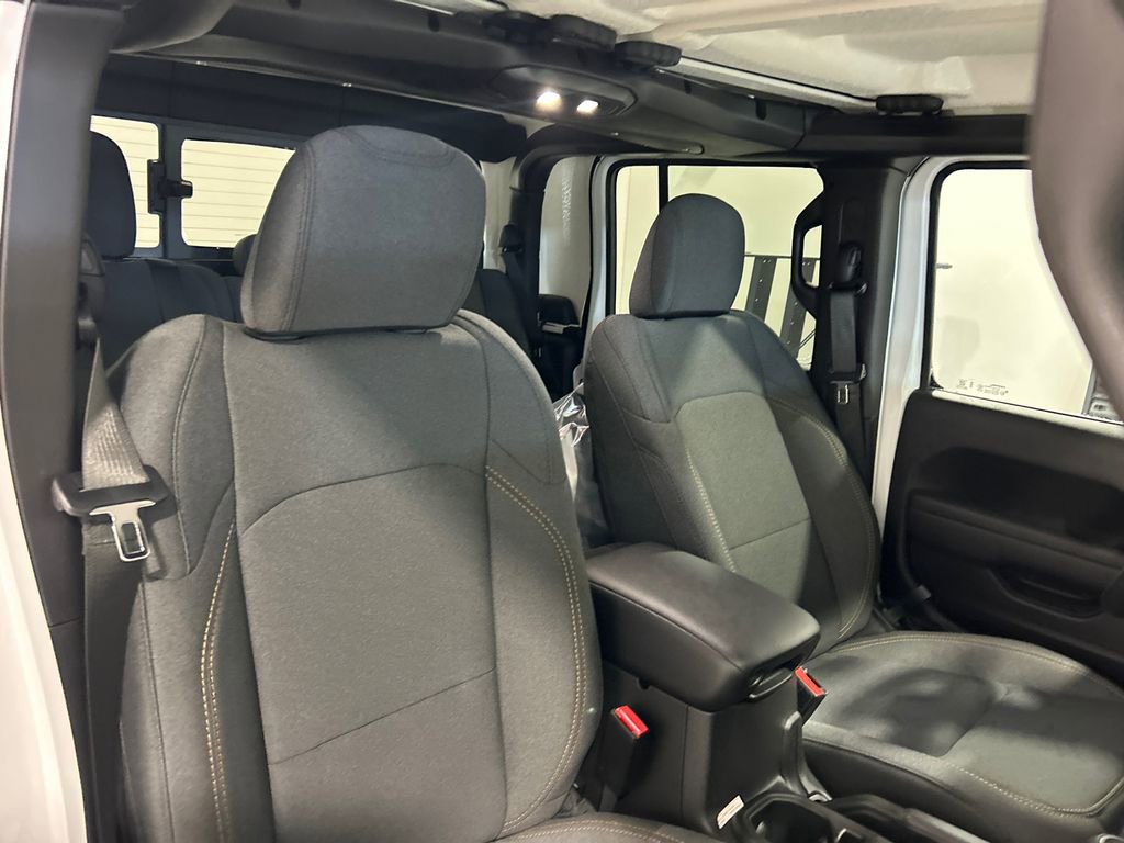 New 2026 Jeep Gladiator Sport image 32