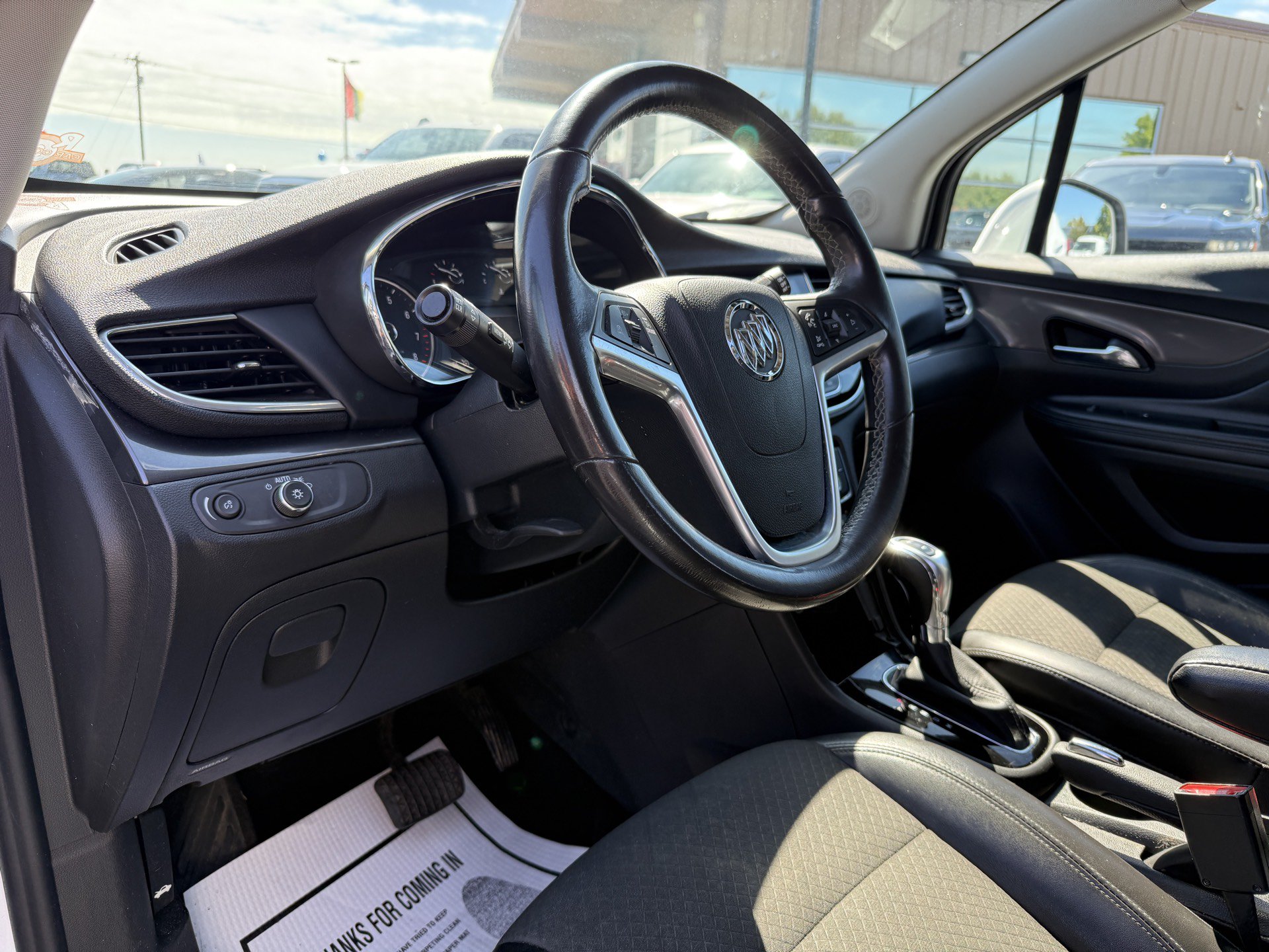 Used 2021 Buick Encore Preferred w/ Safety Package AWD/4WD image 18