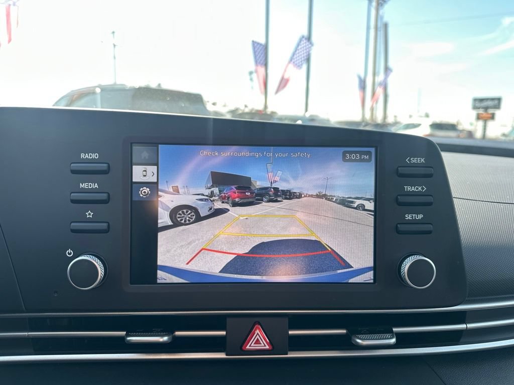 Used 2026 Hyundai Elantra SE FWD image 24