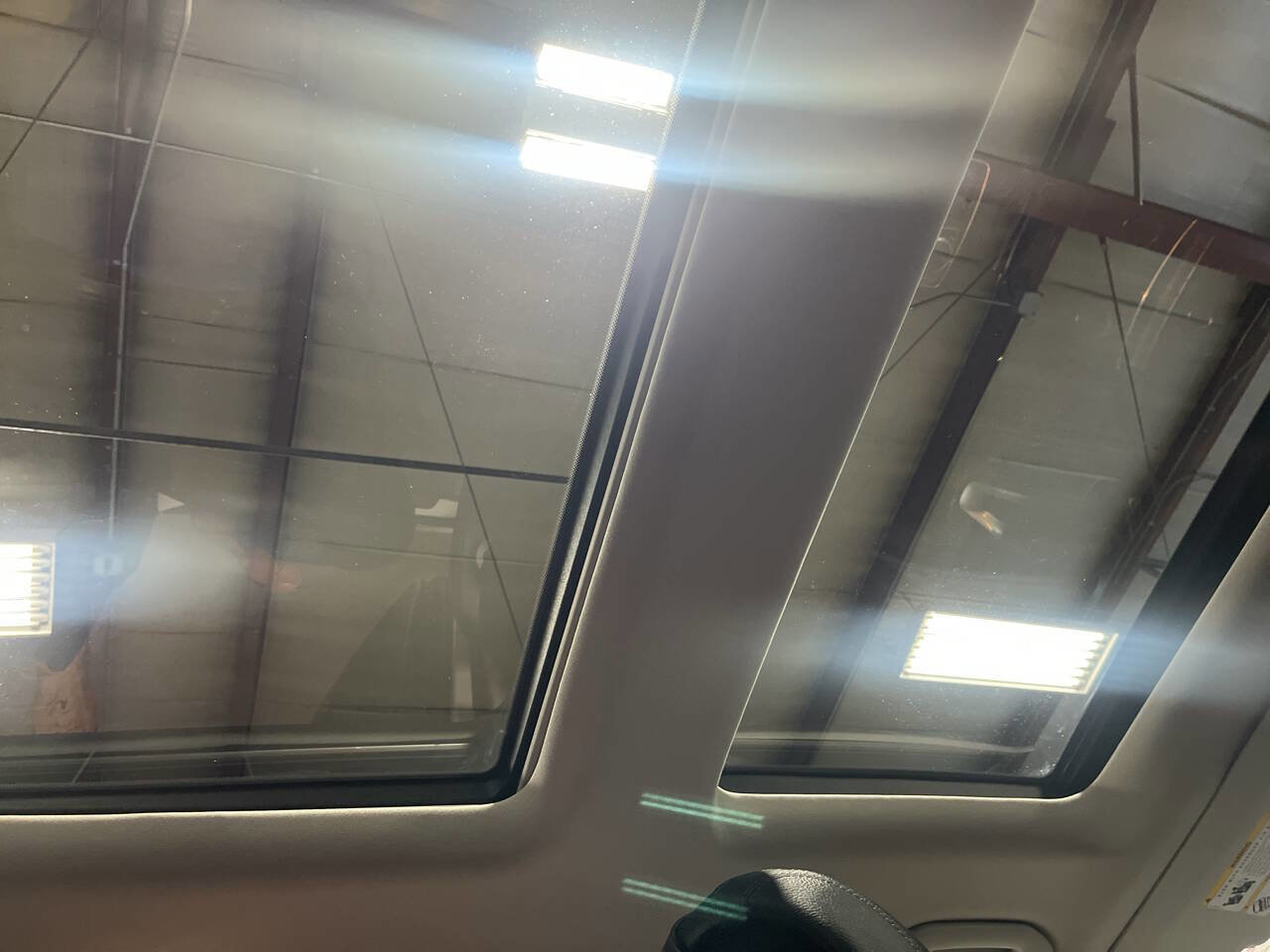 Used 2017 Mercedes-Benz GLS 550 4MATIC image 31