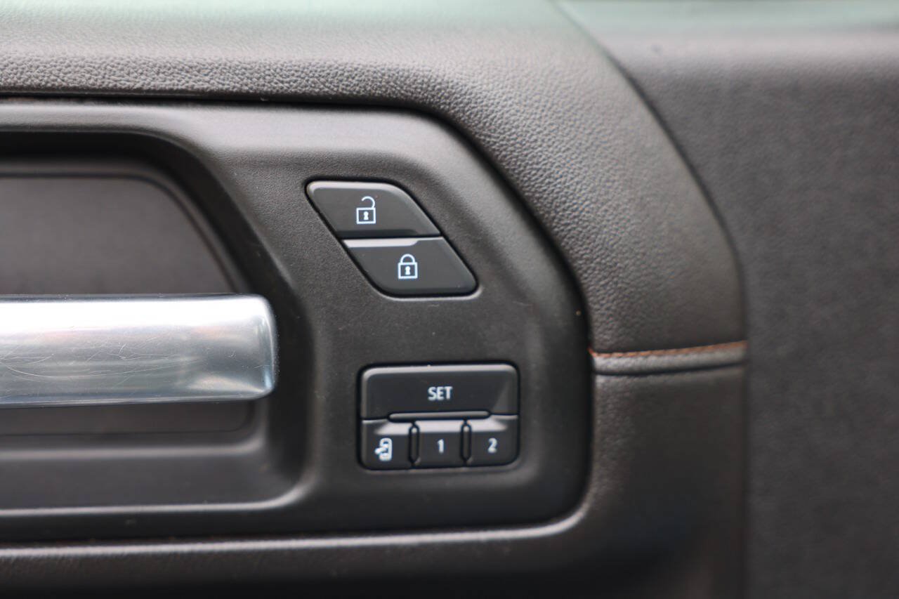 Used 2020 GMC Sierra 2500 AT4 w/ AT4 Premium Package AWD/4WD image 20