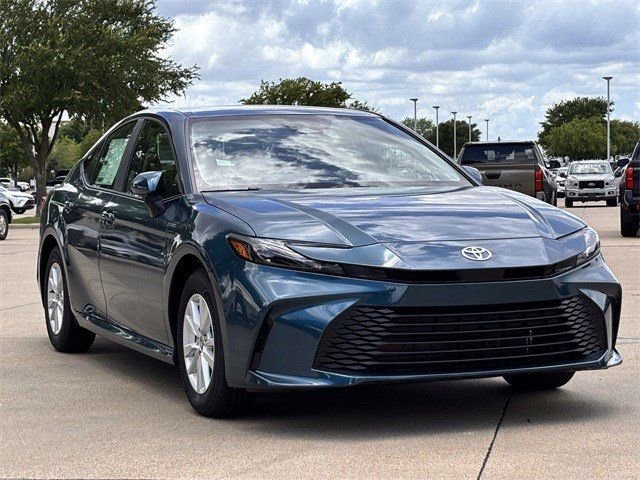 New 2026 Toyota Camry LE w/ Convenience Package image 2