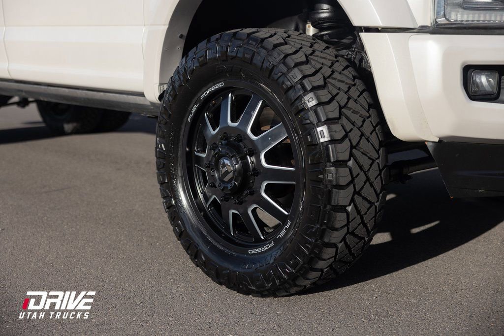 Used 2017 Ford F450 Platinum w/ Platinum Ultimate Package AWD/4WD image 9