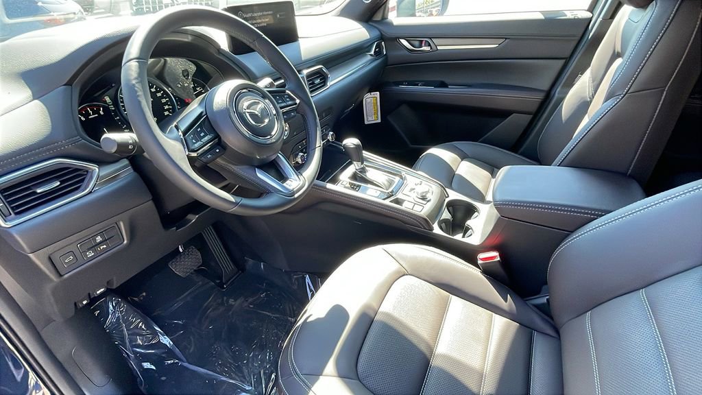 New 2025 MAZDA CX-5 Signature image 14