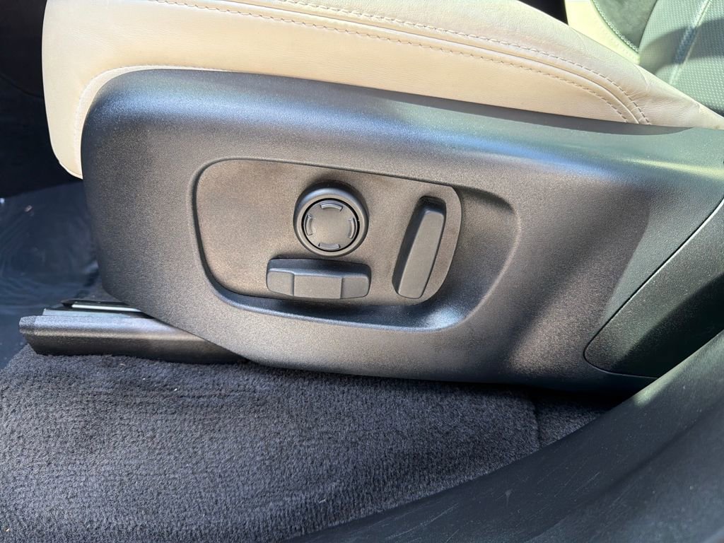 Used 2020 Land Rover Range Rover Sport HST image 14