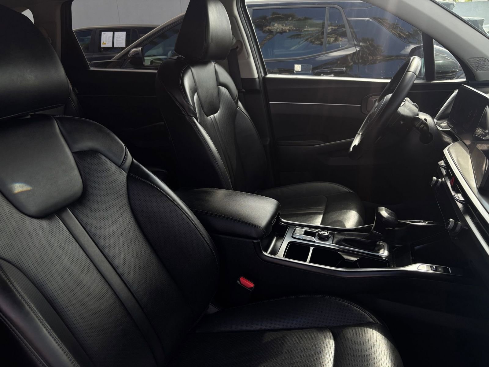 Used 2024 Kia Sorento S image 39