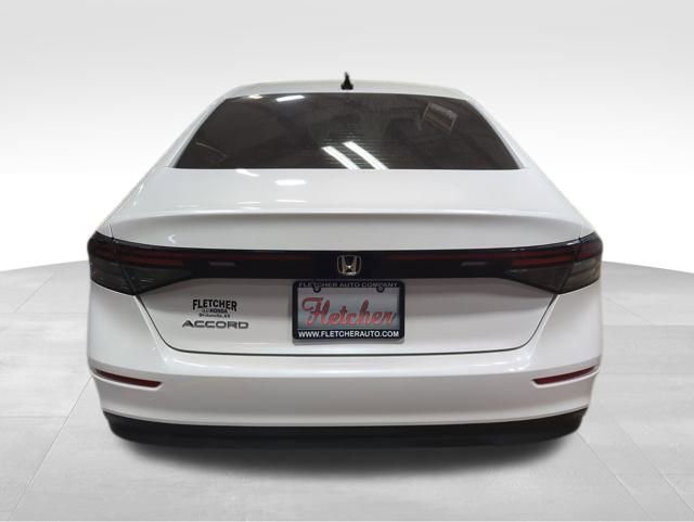 New 2026 Honda Accord SE image 5