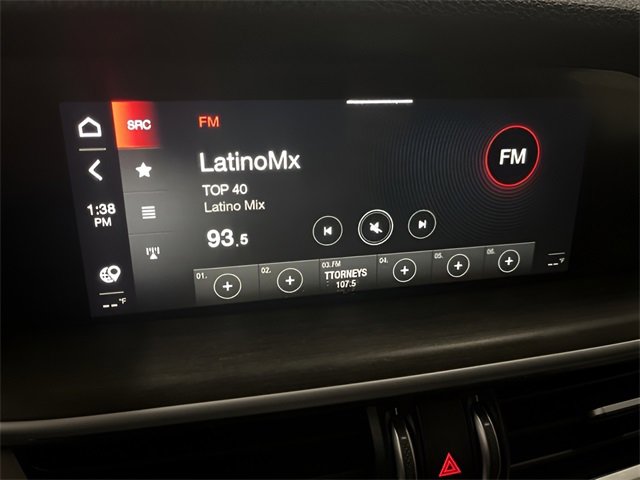 Used 2021 Alfa Romeo Stelvio Ti w/ Nero Edizione image 21