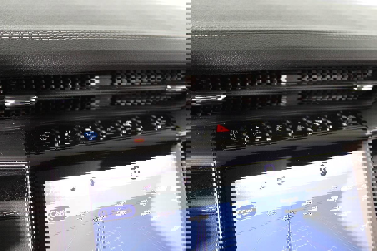 Used 2023 Jeep Grand Cherokee 30th Anniversary image 25