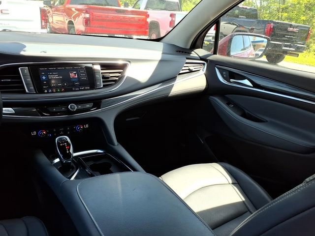 Used 2021 Buick Enclave Premium w/ Surround and Sites Package AWD/4WD image 22