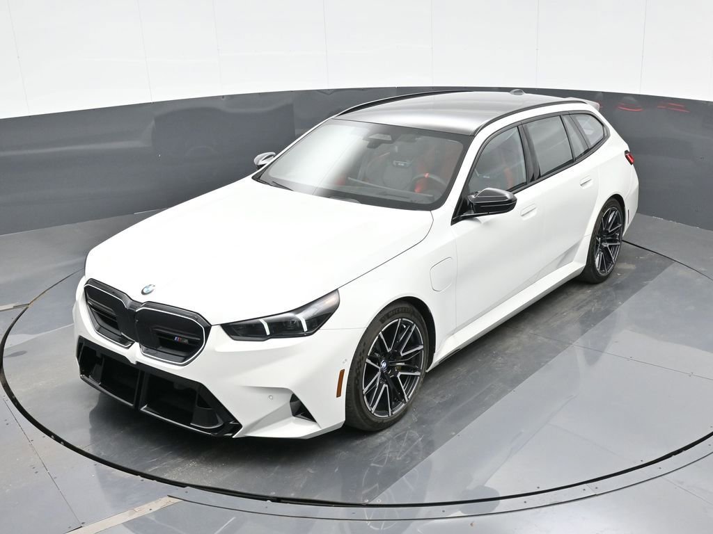 Used 2025 BMW M5 Touring w/ M Driver's Package image 26