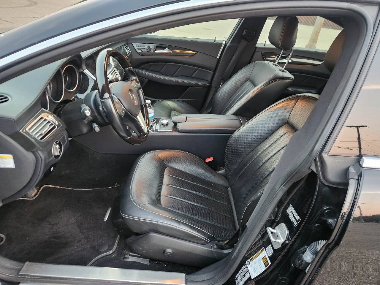 Used 2014 Mercedes-Benz CLS 550 4MATIC image 11