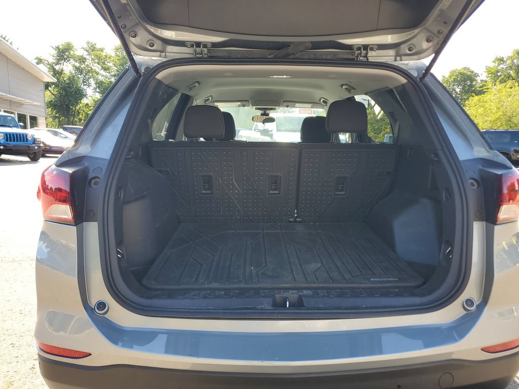 Used 2024 Chevrolet Equinox LT w/ LPO, Floor Liner Package AWD/4WD image 9