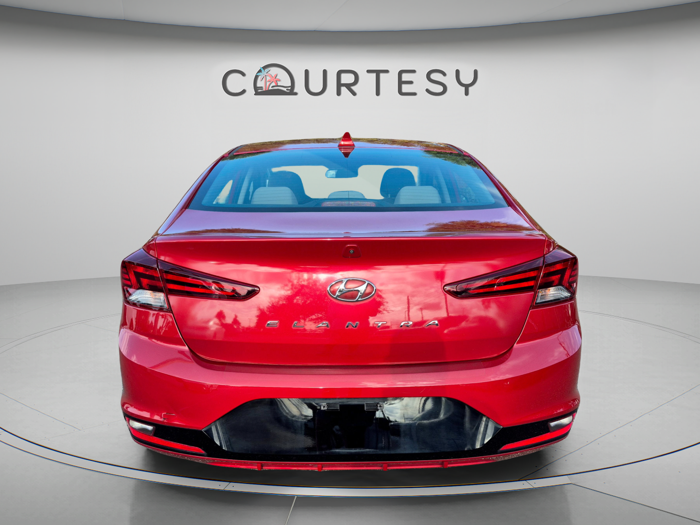 Used 2020 Hyundai Elantra SEL FWD image 4