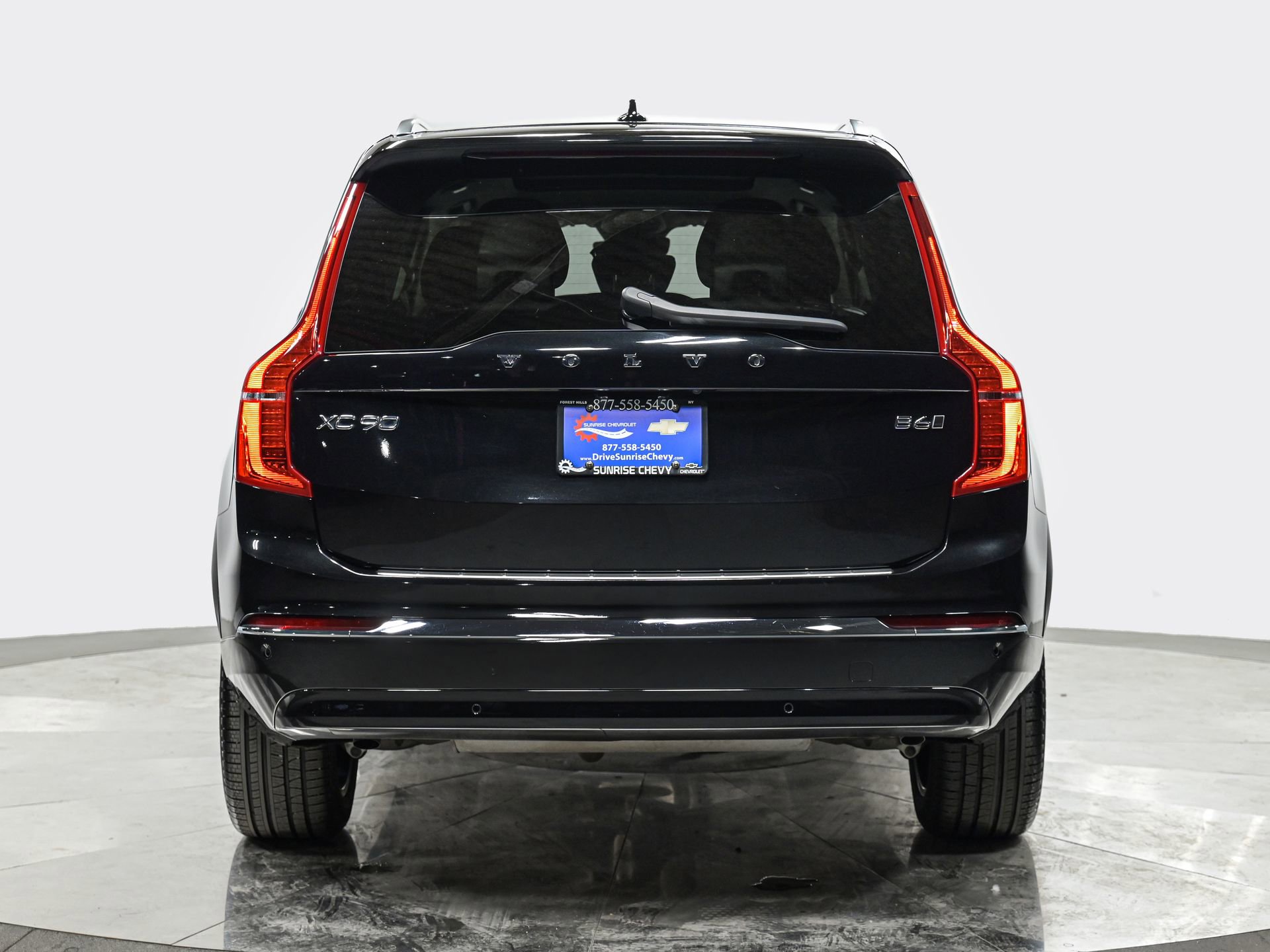 Used 2025 Volvo XC90 B6 Plus w/ Protection Package Premier AWD/4WD image 5