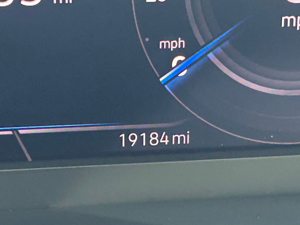 Used 2024 Volkswagen Tiguan SEL R-Line image 26