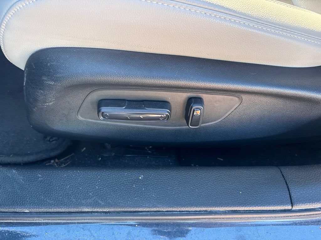 Used 2023 Honda Civic Touring image 18