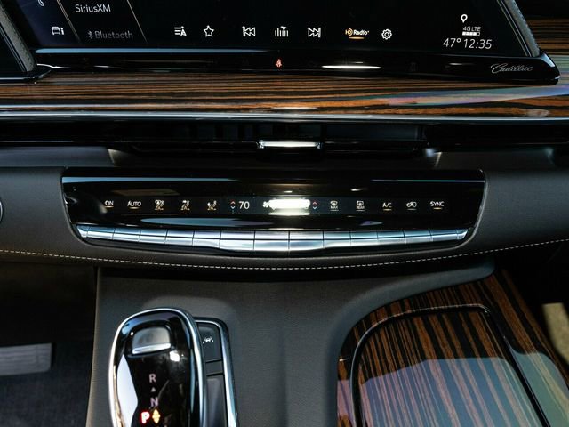 Used 2023 Cadillac Escalade ESV Premium Luxury image 47