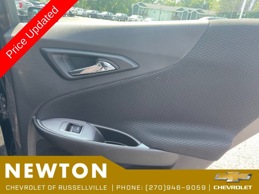Used 2025 Chevrolet Malibu RS FWD image 28