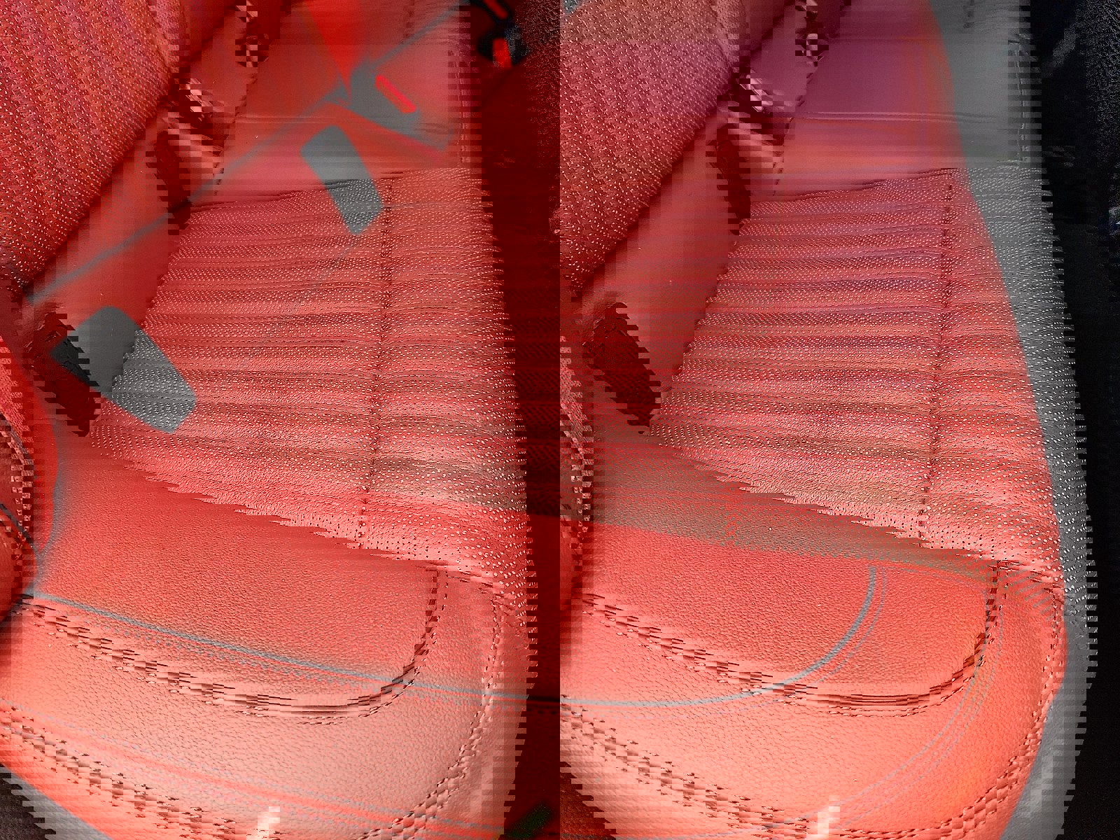 Used 2023 Genesis G70 2.0T w/ Sport Prestige Package image 30