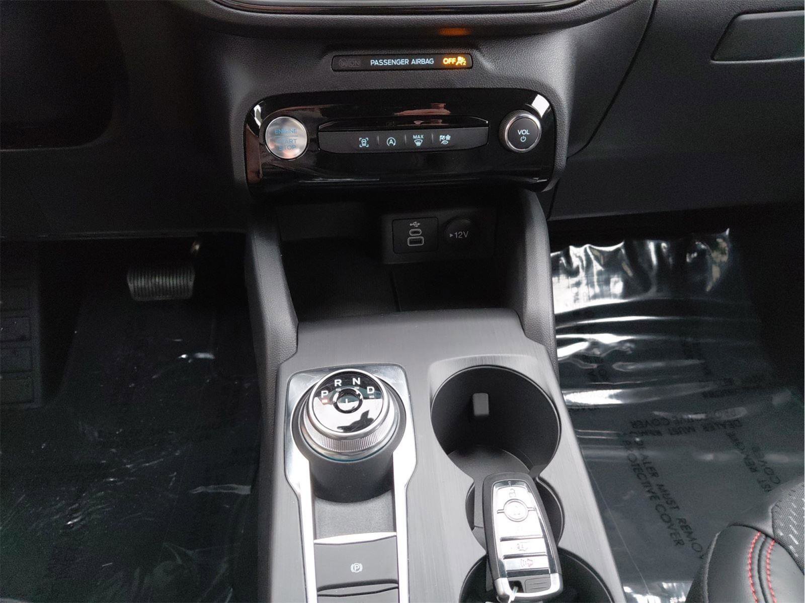 New 2026 Ford Escape ST-Line w/ Tech Pack #1 image 33