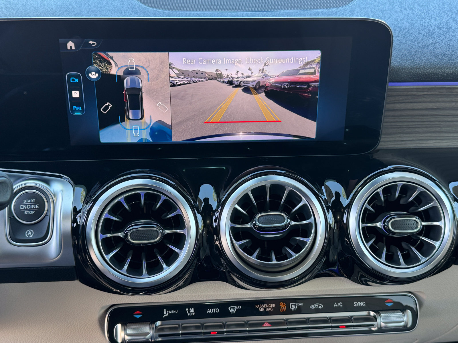 New 2026 Mercedes-Benz GLB 250 4MATIC image 10
