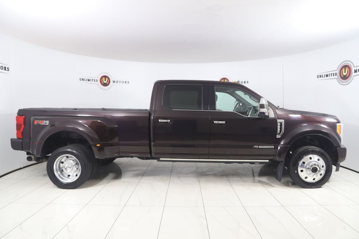 Used 2019 Ford F450 Platinum w/ Platinum Ultimate Package AWD/4WD image 2