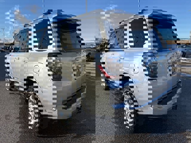 Certified 2024 Toyota 4Runner SR5 Premium image 10