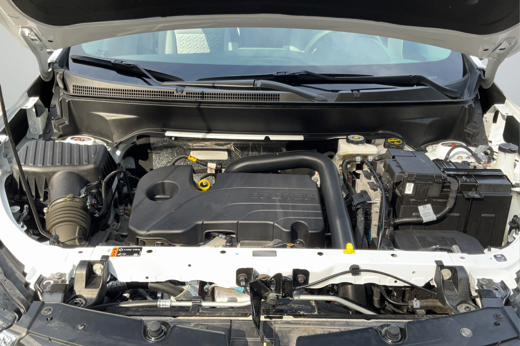 Certified 2024 Chevrolet Equinox LS w/ LS Convenience Package FWD image 23